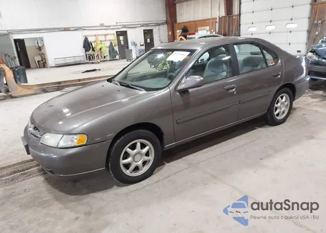 1998 Nissan Altima Gle/Gxe/Se/Xe from USA, damaged, VIN 1N4DL01D9WC181624